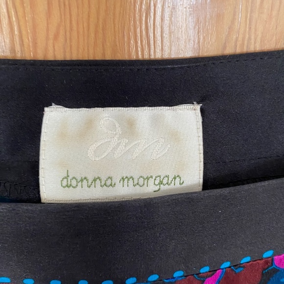 Donna Morgan 100% silk dress - purple paisley bohemian print. - Picture 2 of 6